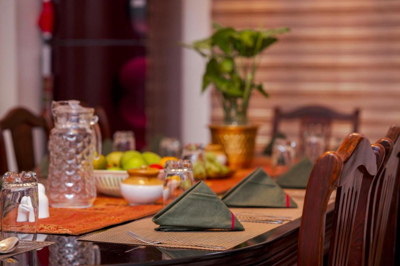 Parudeesa - Heavenly- Luxurious Palace Look-Near Cbd - Kerala - India With Breakfast Kaladi ภายนอก รูปภาพ