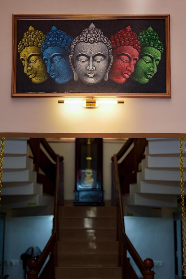Parudeesa - Heavenly- Luxurious Palace Look-Near Cbd - Kerala - India With Breakfast Kaladi ภายนอก รูปภาพ