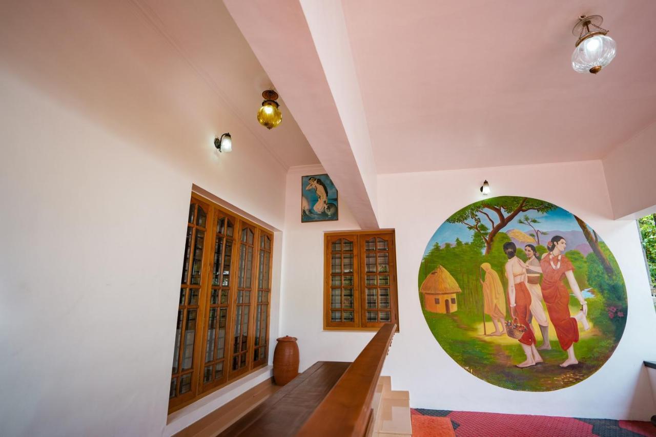 Parudeesa - Heavenly- Luxurious Palace Look-Near Cbd - Kerala - India With Breakfast Kaladi ภายนอก รูปภาพ