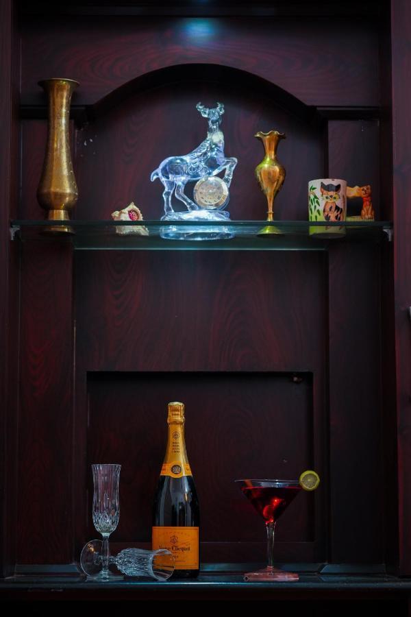 Parudeesa - Heavenly- Luxurious Palace Look-Near Cbd - Kerala - India With Breakfast Kaladi ภายนอก รูปภาพ