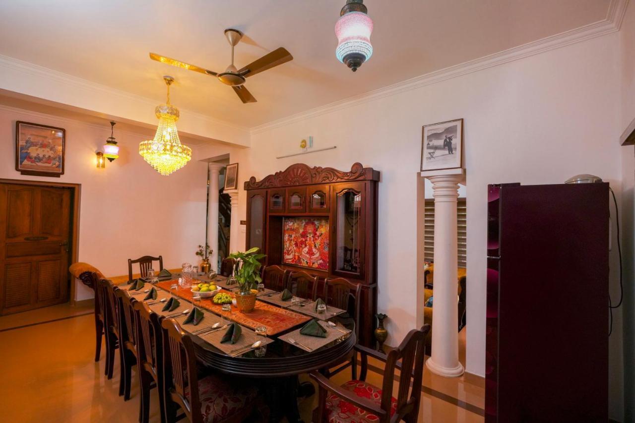 Parudeesa - Heavenly- Luxurious Palace Look-Near Cbd - Kerala - India With Breakfast Kaladi ภายนอก รูปภาพ