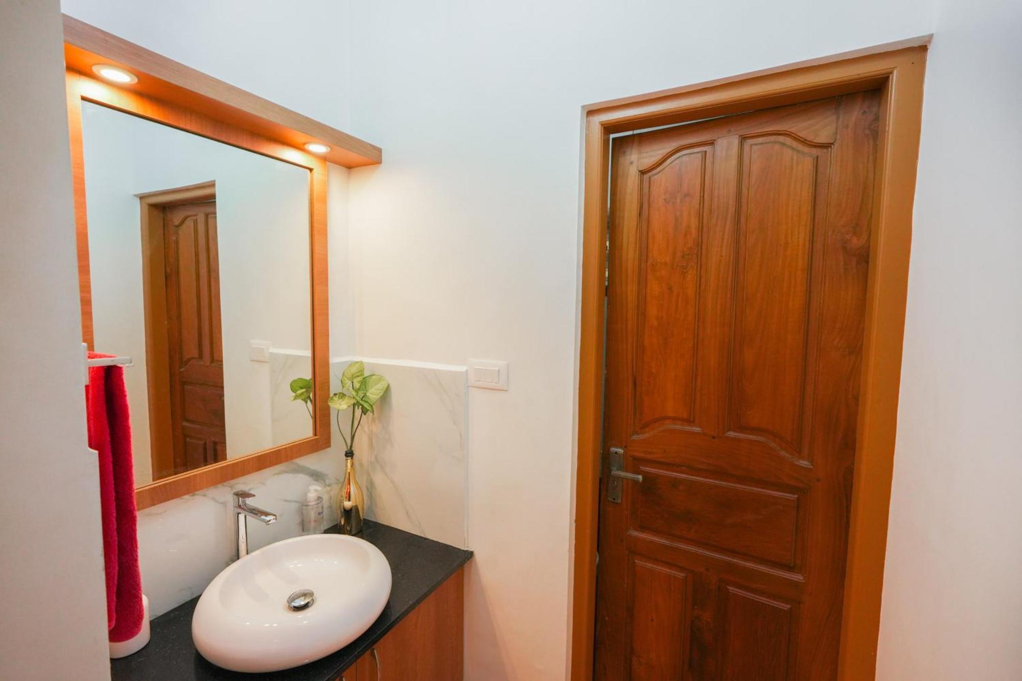 Parudeesa - Heavenly- Luxurious Palace Look-Near Cbd - Kerala - India With Breakfast Kaladi ภายนอก รูปภาพ