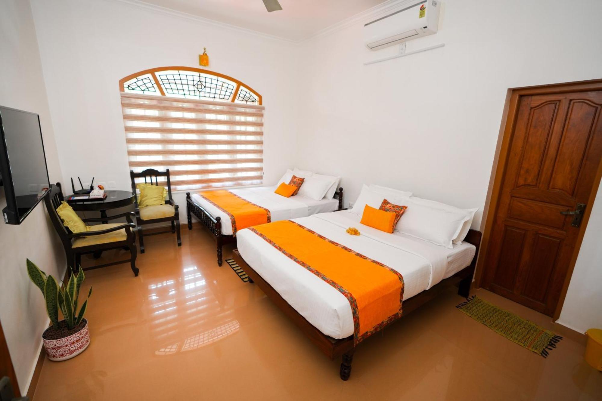 Parudeesa - Heavenly- Luxurious Palace Look-Near Cbd - Kerala - India With Breakfast Kaladi ภายนอก รูปภาพ