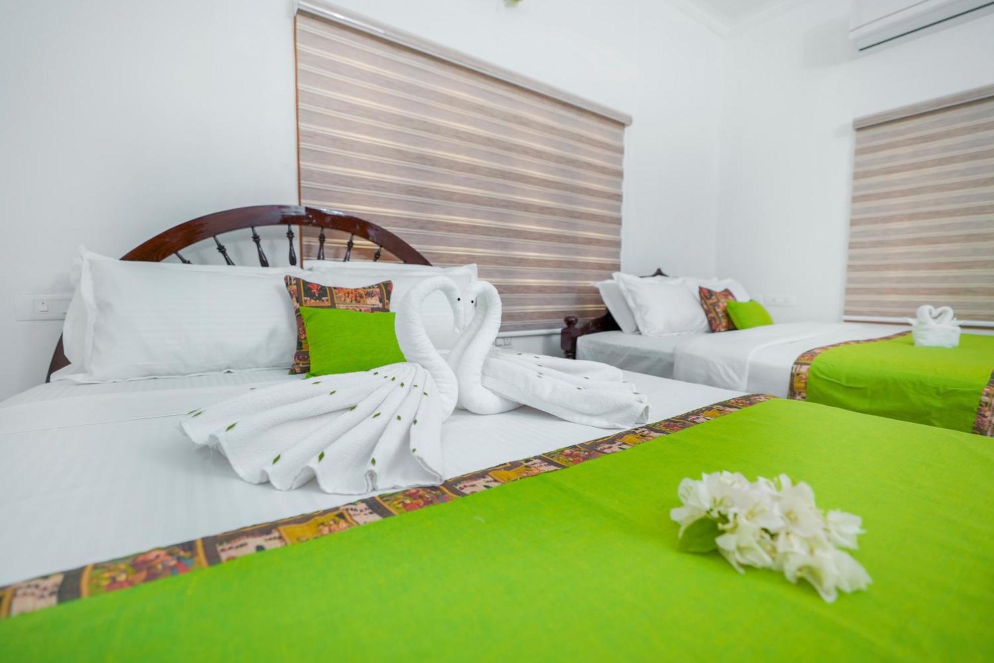 Parudeesa - Heavenly- Luxurious Palace Look-Near Cbd - Kerala - India With Breakfast Kaladi ห้อง รูปภาพ
